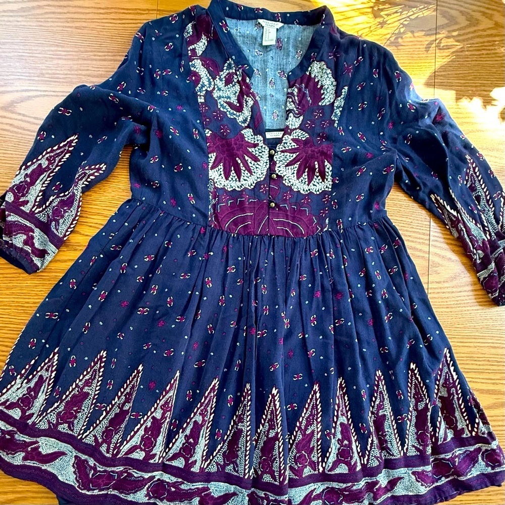 Mini Forever 21 Dress Navy, Maroon &White Long Sleeve, Full Skirt